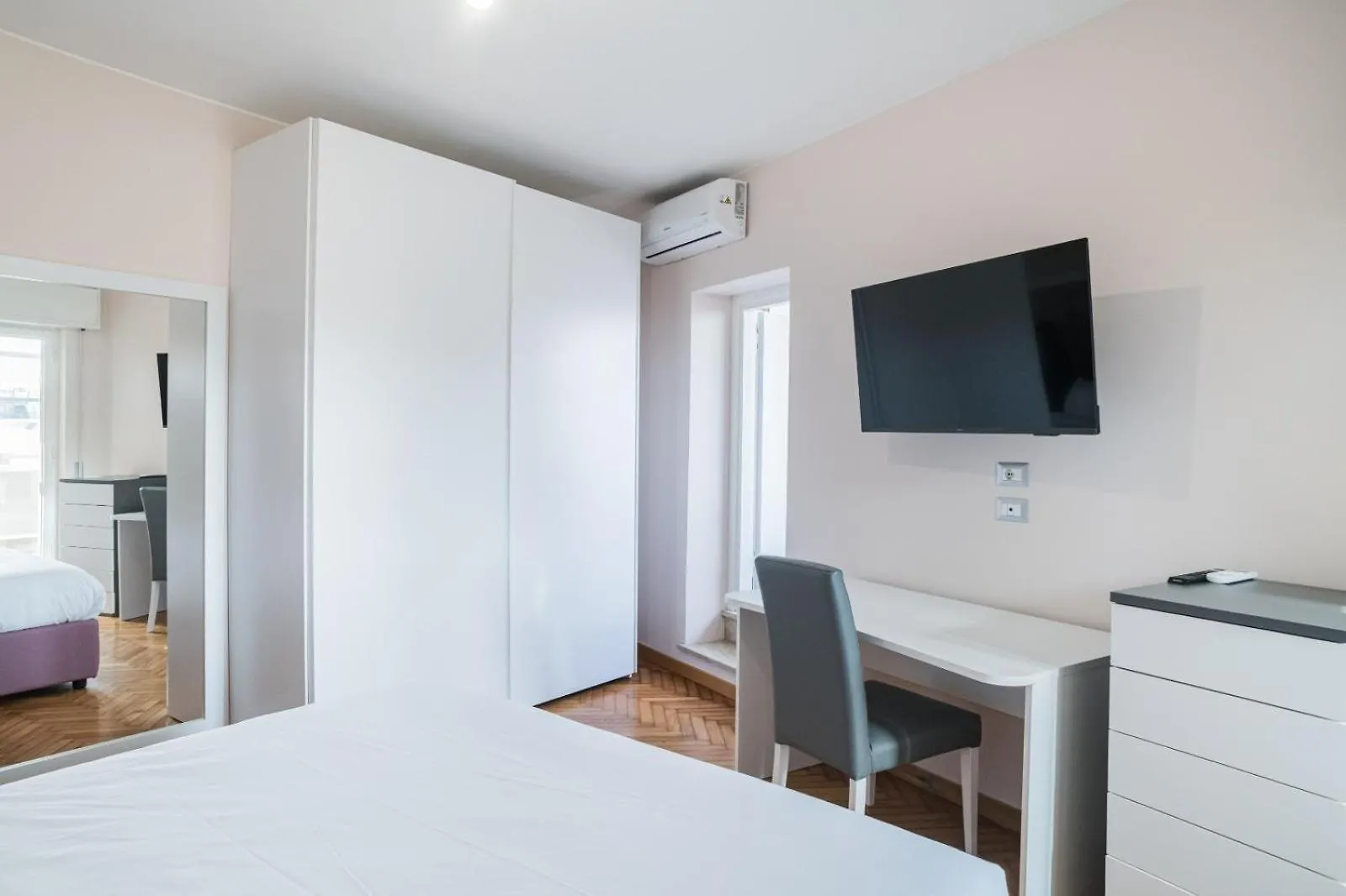 Bed & Breakfast B&B Damagi Rome Italy