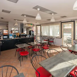 3* Ξενοδοχείο Center 1